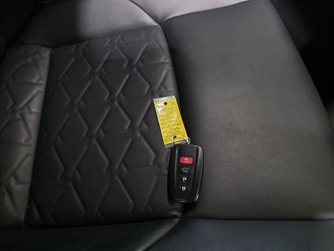 Used 2024 Toyota RAV4 Adventure image 9