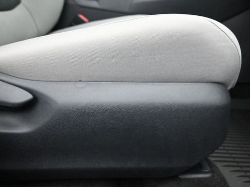 New 2025 Toyota RAV4 XLE image 12