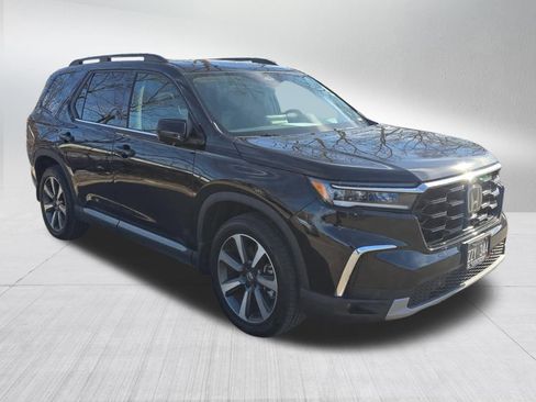 Used 2024 Honda Pilot Elite image 3