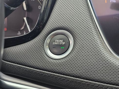 Used 2019 Cadillac XT5 Luxury image 30