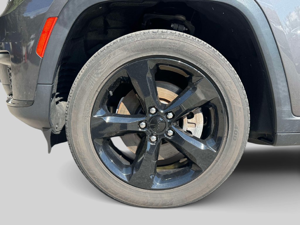 Used 2021 Jeep Grand Cherokee L Laredo AWD/4WD image 8