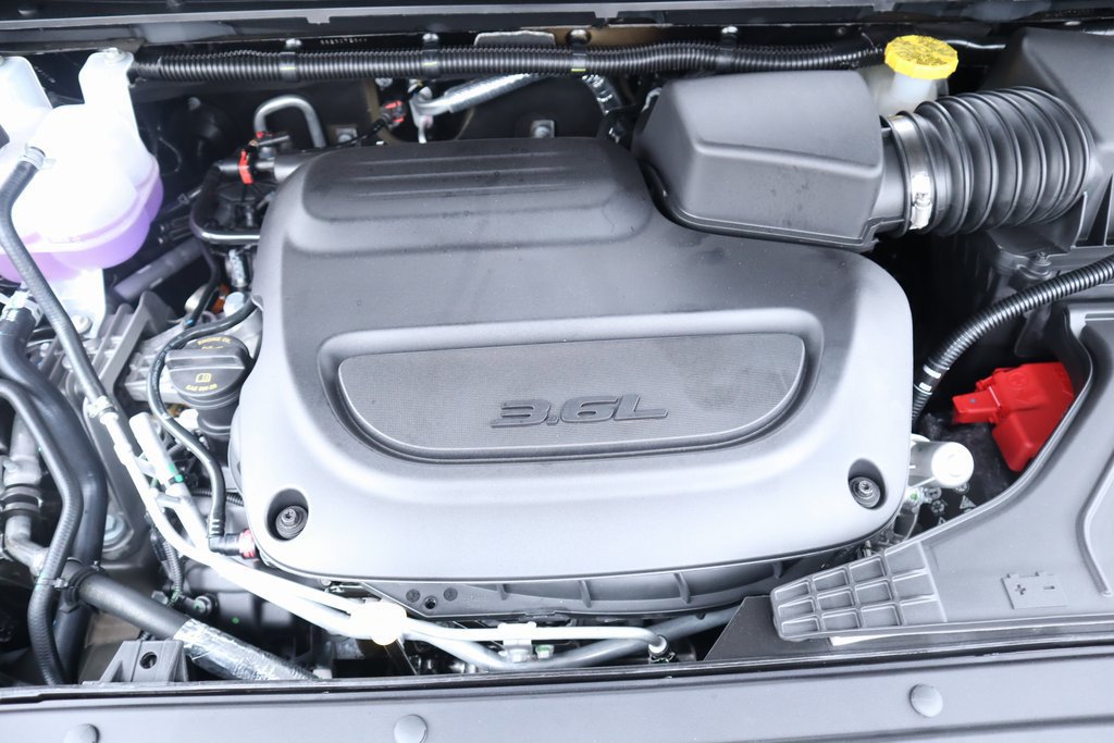 New 2026 Chrysler Pacifica Select AWD/4WD image 20