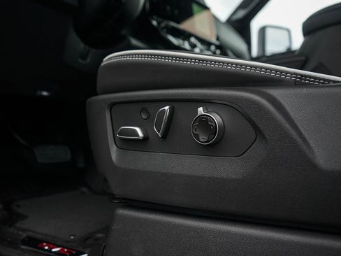 New 2026 GMC Sierra 2500 AT4X AWD/4WD image 18