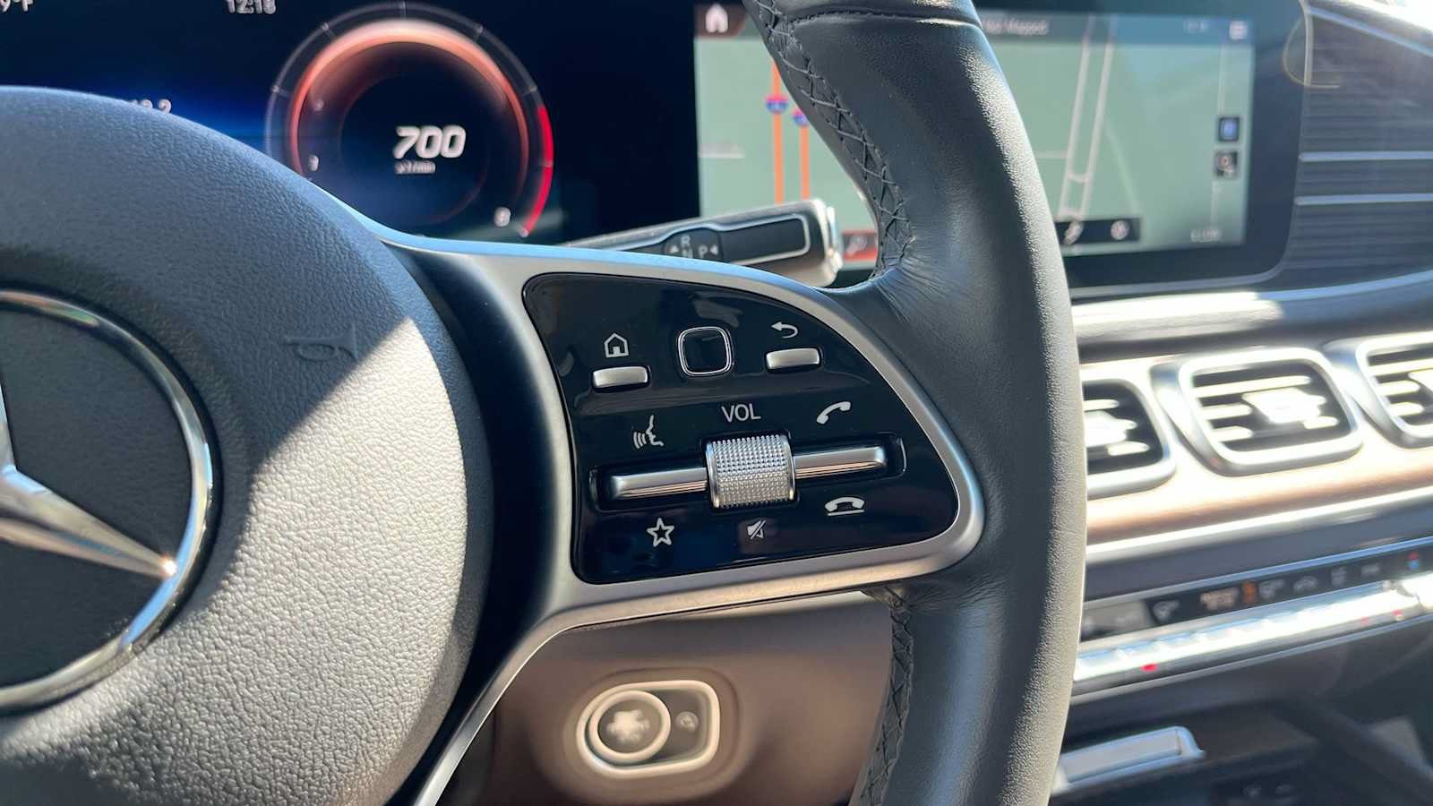 Certified 2020 Mercedes-Benz GLE 350 4MATIC image 41