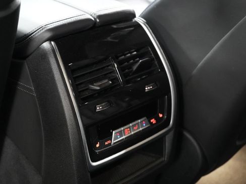 Used 2021 BMW X5 M w/ Competition Package AWD/4WD image 29