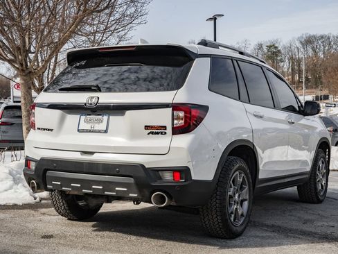 Used 2024 Honda Passport TrailSport image 4