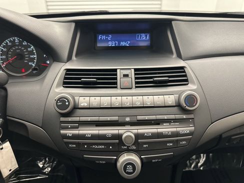 Used 2010 Honda Accord LX image 19