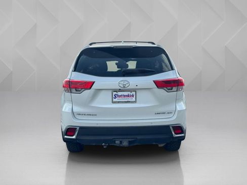 Used 2019 Toyota Highlander Limited Platinum AWD/4WD image 6