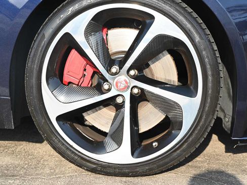 Used 2016 Jaguar F-TYPE R AWD/4WD image 15
