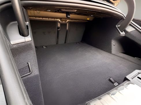 Used 2022 Audi e-tron GT Premium Plus w/ Performance Package image 26