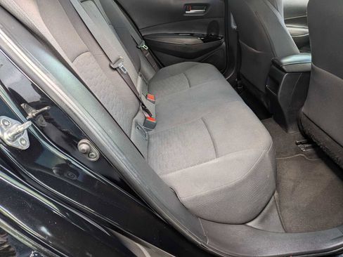 Used 2020 Toyota Corolla SE w/ Carpet Mat Package FWD image 16