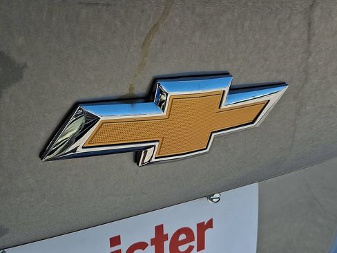 Used 2024 Chevrolet Malibu LT FWD image 30