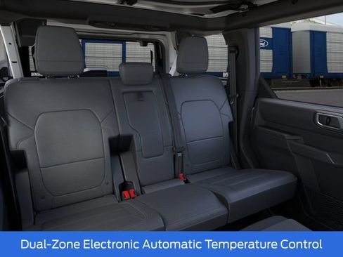 New 2026 Ford Bronco Badlands w/ Sasquatch Package AWD/4WD image 12