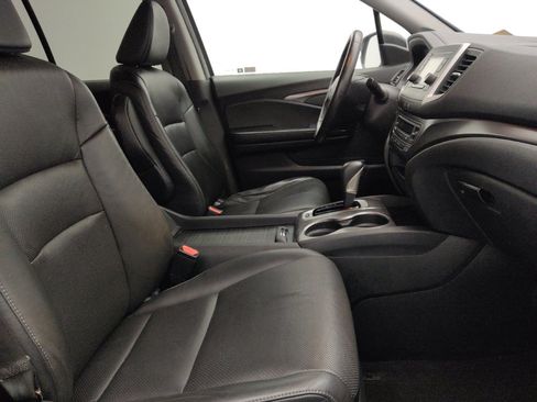 Used 2017 Honda Ridgeline RTL image 21