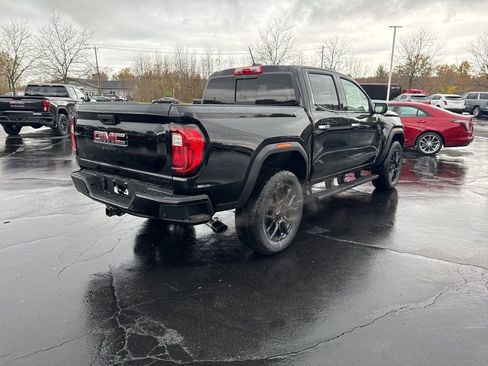 New 2026 GMC Canyon Denali w/ LPO, Denali Black Edition image 3