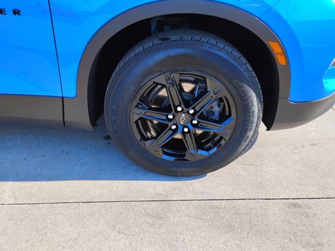 Used 2024 Chevrolet Blazer LT w/ Convenience Package image 27