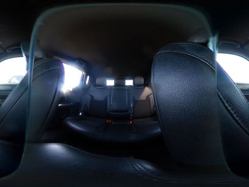 Used 2025 Jeep Compass Trailhawk image 41