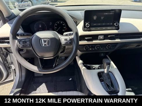 Used 2023 Honda HR-V LX image 17