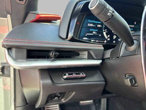 Used 2023 Chevrolet Corvette Stingray Preferred Cpe w/ 2LT image 27