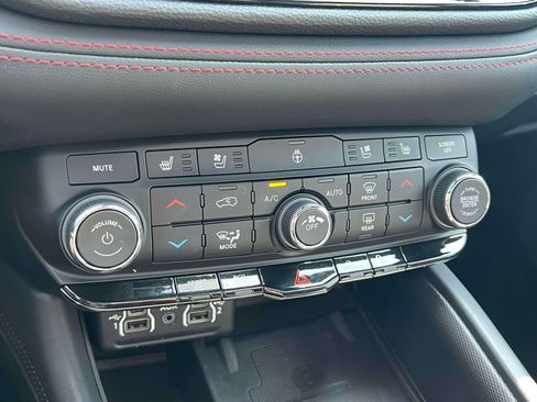 Used 2023 Dodge Durango R/T AWD/4WD image 14