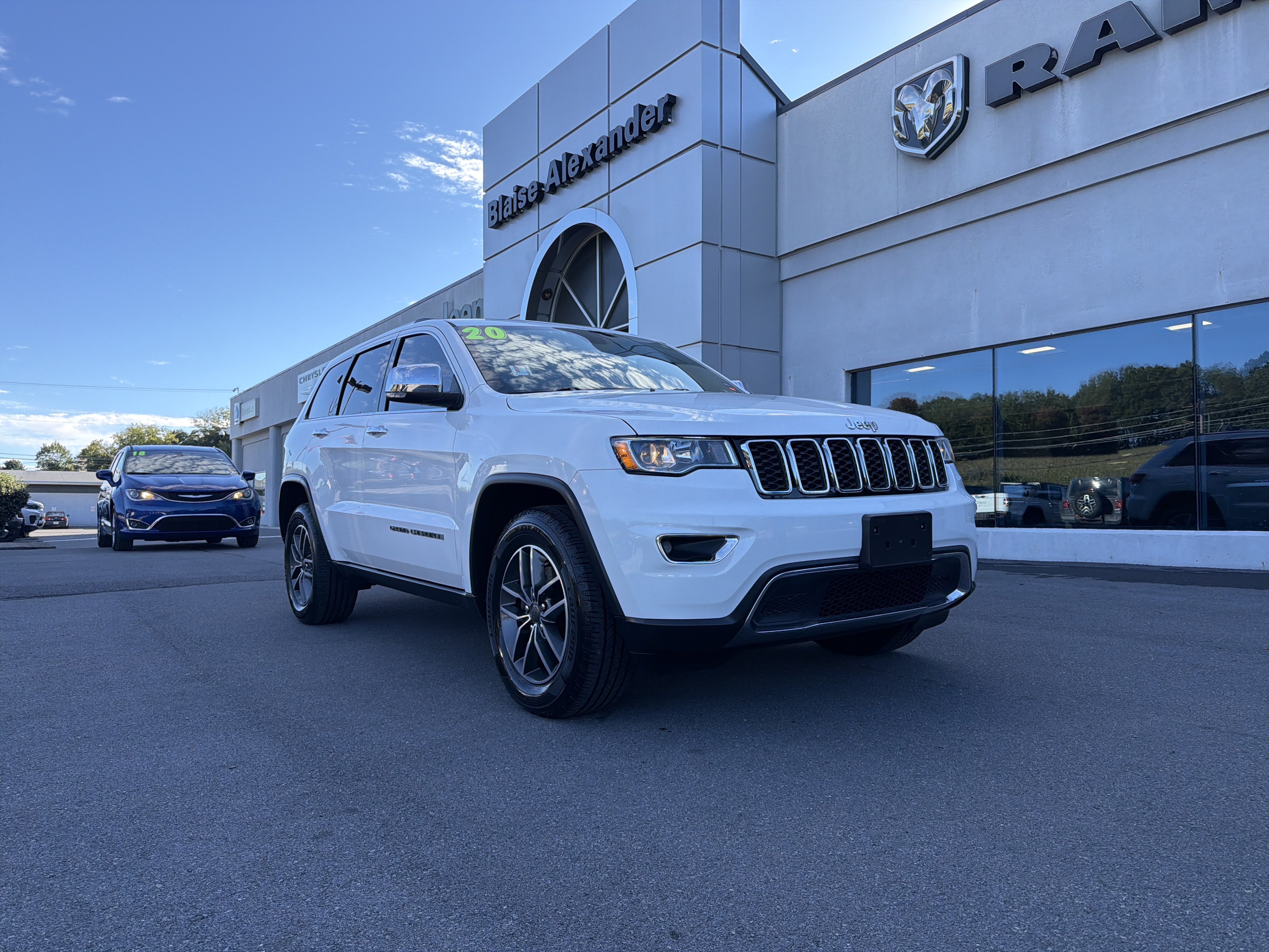 Used 2020 Jeep Grand Cherokee Limited AWD/4WD image 1