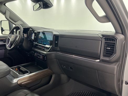 Used 2025 Chevrolet Silverado 2500 LT w/ All Star Edition image 26