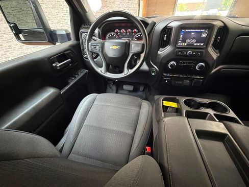 Used 2025 Chevrolet Silverado 2500 Custom w/ Custom Value Package AWD/4WD image 14
