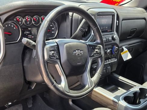Certified 2021 Chevrolet Silverado 1500 RST w/ Rally Edition AWD/4WD image 17