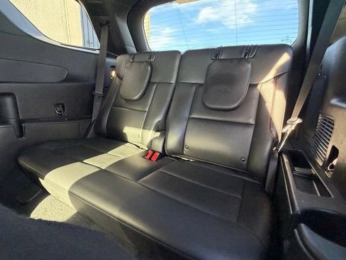 Used 2022 Ford Explorer ST-Line w/ Class IV Trailer Tow Package AWD/4WD image 11