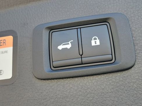 New 2026 Mitsubishi Eclipse Cross SEL image 12