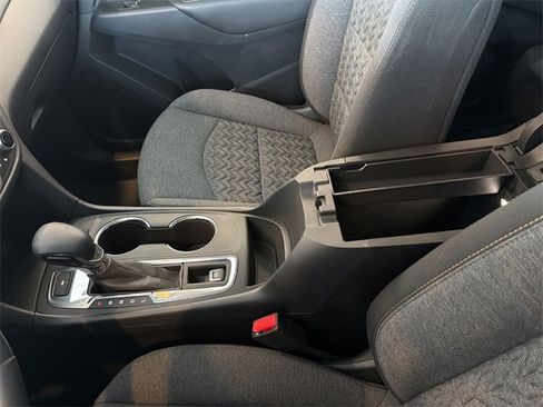 Certified 2024 Chevrolet Equinox LT image 22