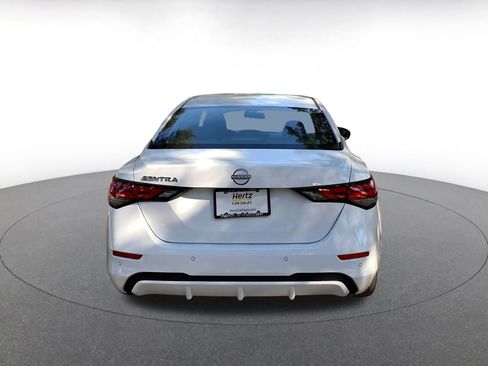 Used 2025 Nissan Sentra S image 6