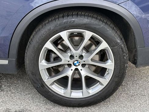 Used 2023 BMW X5 xDrive40i w/ Premium Package image 15