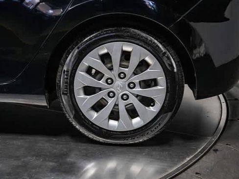 Used 2016 Hyundai Elantra GT image 10