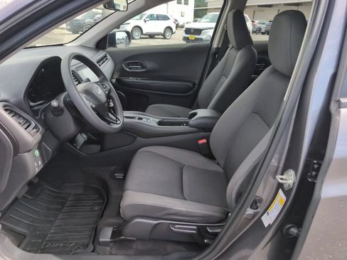 Used 2019 Honda HR-V EX image 16