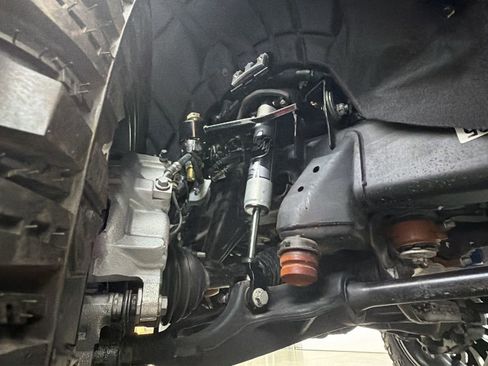 Used 2025 Chevrolet Silverado 2500 High Country w/ Technology Package image 17