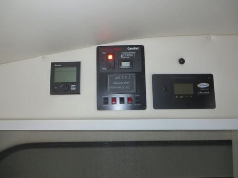 Used 2017 Ford Transit 350 XLT image 29