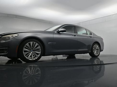 Used 2015 BMW 740i RWD image 34