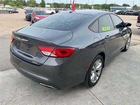 Used 2016 Chrysler 200 S AWD/4WD image 5