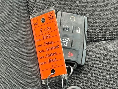 Used 2020 Chevrolet Silverado 1500 Custom w/ Custom Value Package image 30