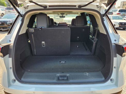 Certified 2026 INFINITI QX60 Luxe w/ Cargo Package AWD/4WD image 21