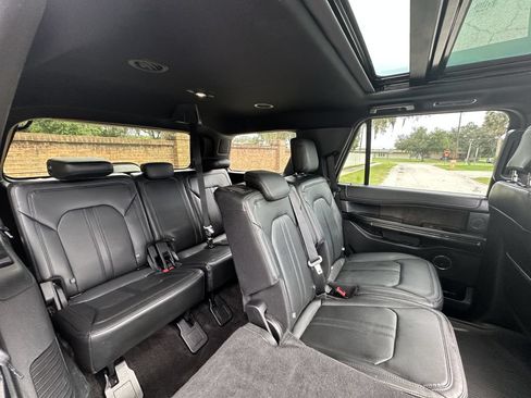 Used 2018 Ford Expedition Limited w/ Equipment Group 302A RWD image 12