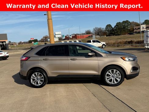 Used 2021 Ford Edge Titanium image 4