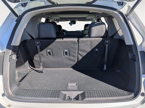 New 2025 Honda Pilot Touring image 33