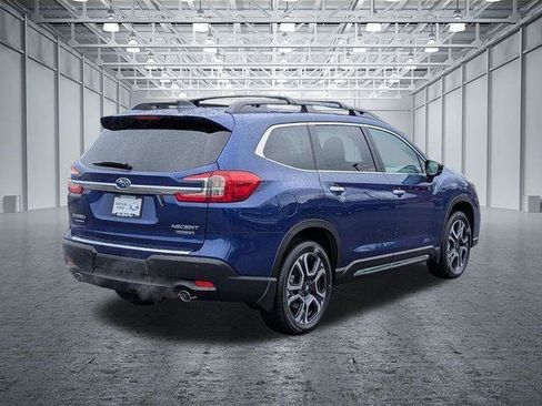 Used 2026 Subaru Ascent Touring w/ Popular Package #1 AWD/4WD image 5