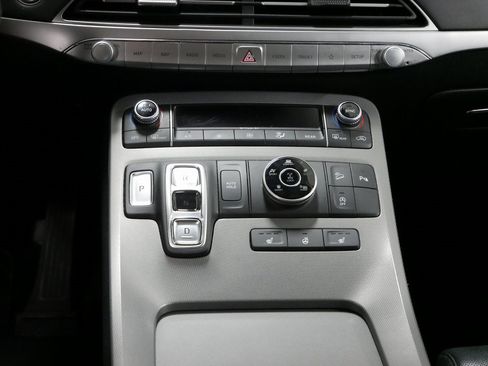 Used 2021 Hyundai Palisade SEL w/ Premium Package image 27