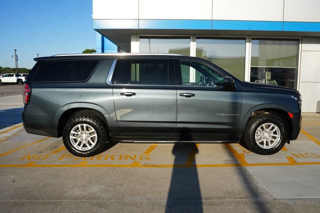 Used 2021 Chevrolet Suburban LS AWD/4WD image 33