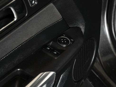 Used 2017 Ford Mustang Coupe image 38