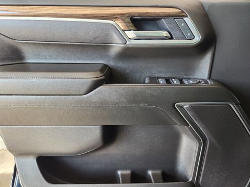 Certified 2025 Chevrolet Silverado 1500 LT image 23