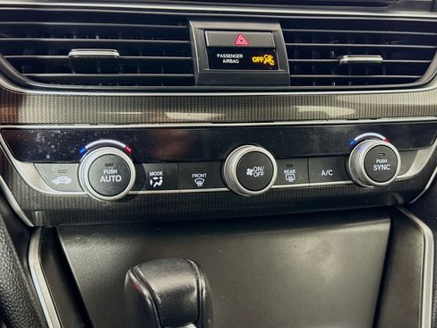 Used 2022 Honda Accord Sport image 16